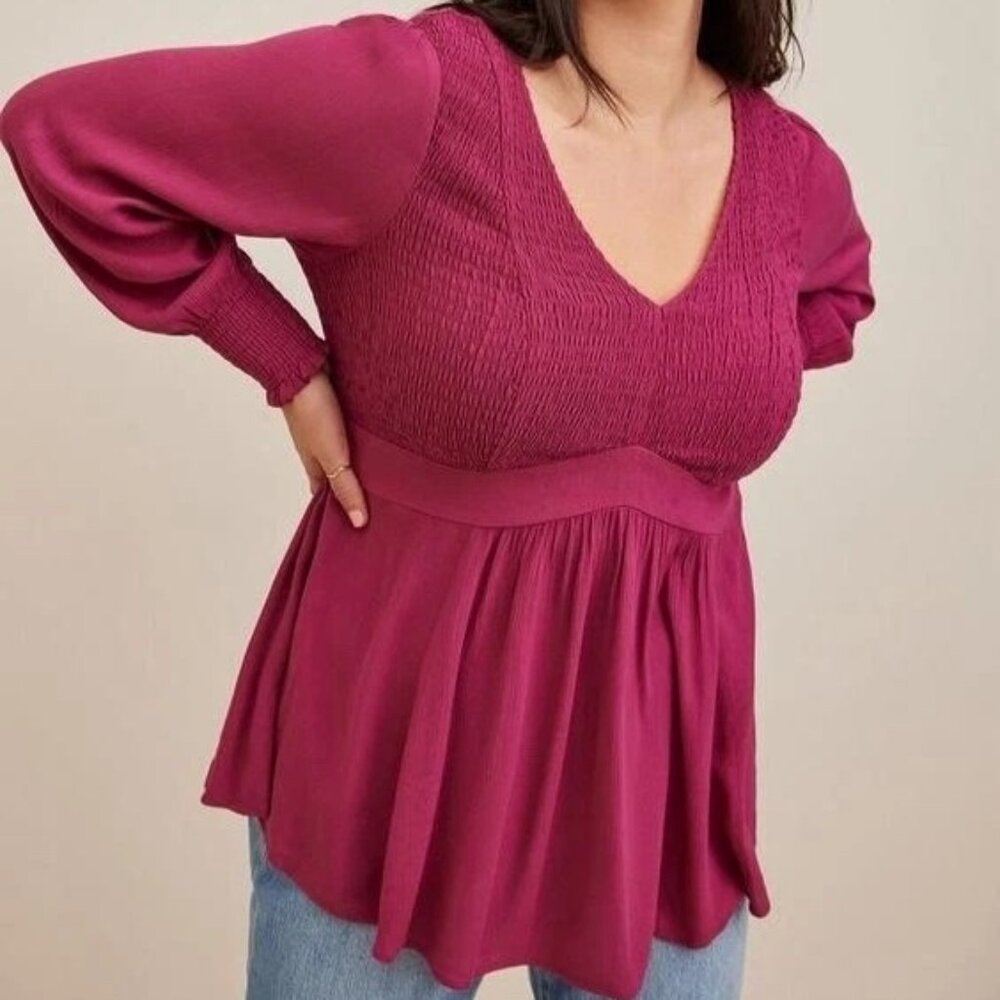 NEW Torrid Babydoll Blouse Women 4X Magenta Smocked Crinkle Gauze V-Neck Top